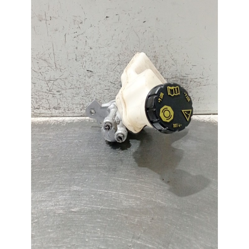 Recambio de bomba freno para mercedes-benz clase gla (bm 247) referencia OEM IAM A1774304300  