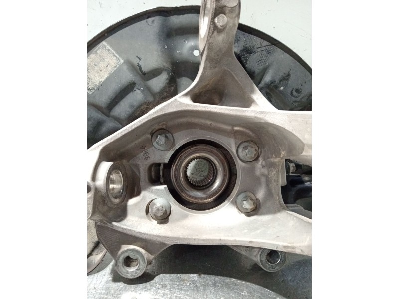 Recambio de mangueta delantera izquierda para mercedes-benz clase gla (bm 247) referencia OEM IAM   