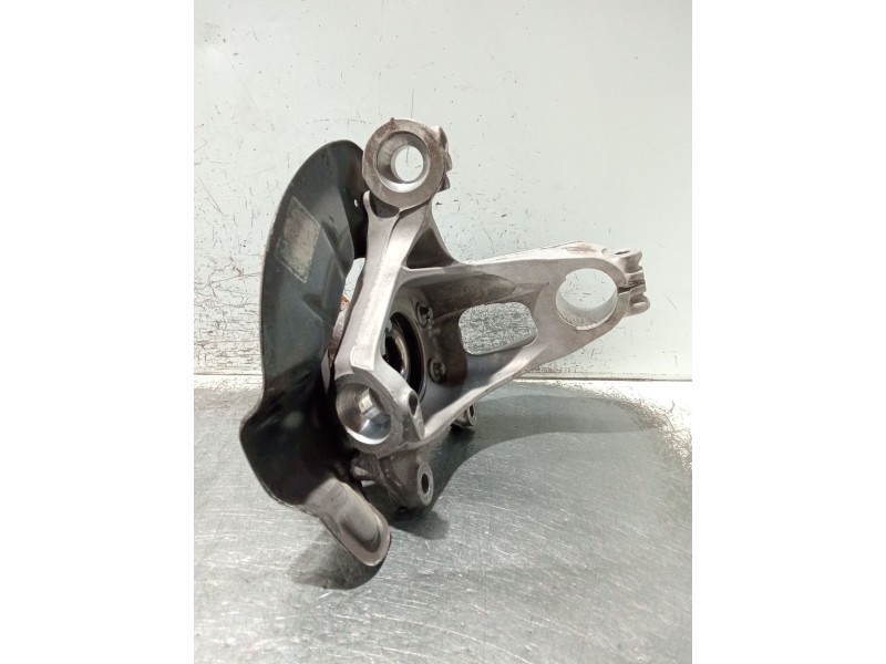 Recambio de mangueta delantera izquierda para mercedes-benz clase gla (bm 247) referencia OEM IAM   