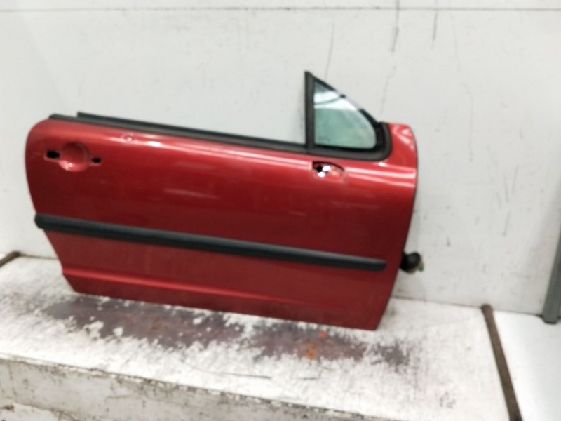 Recambio de puerta delantera derecha para peugeot 207 cc referencia OEM IAM   