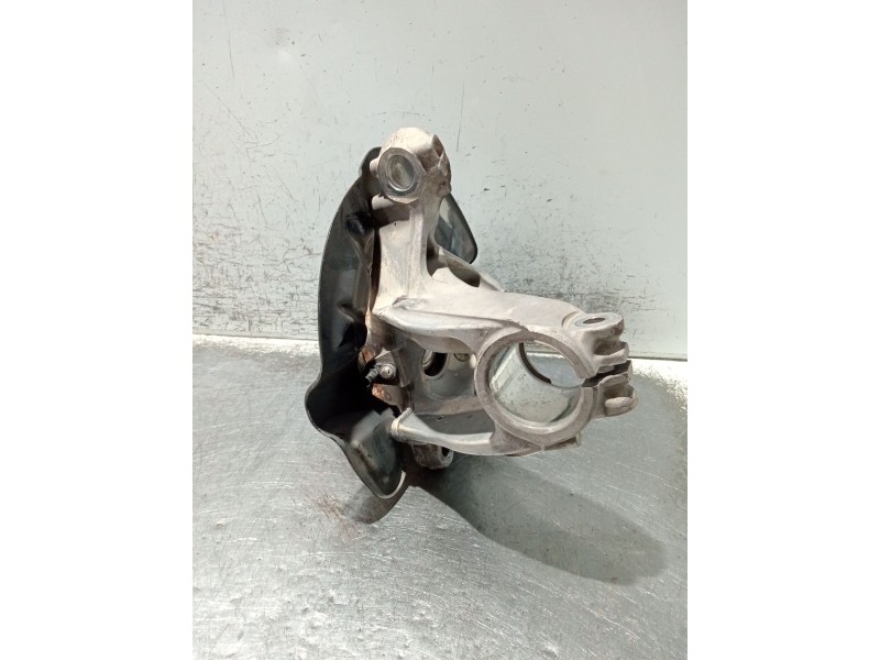 Recambio de mangueta delantera derecha para mercedes-benz clase gla (bm 247) referencia OEM IAM   