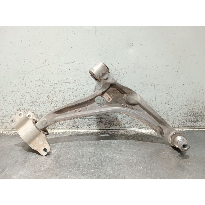 Recambio de brazo suspension inferior delantero derecho para mercedes-benz clase gla (bm 247) referencia OEM IAM 2473330400  