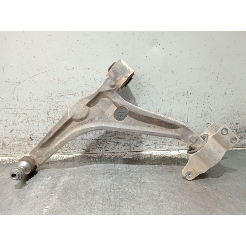 Recambio de brazo suspension inferior delantero izquierdo para mercedes-benz clase gla (bm 247) referencia OEM IAM 2473330300  