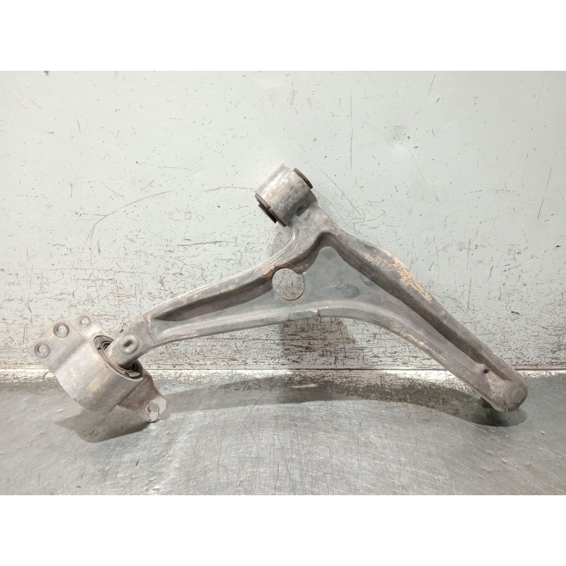 Recambio de brazo suspension inferior delantero izquierdo para mercedes-benz clase gla (bm 247) referencia OEM IAM 2473330300  