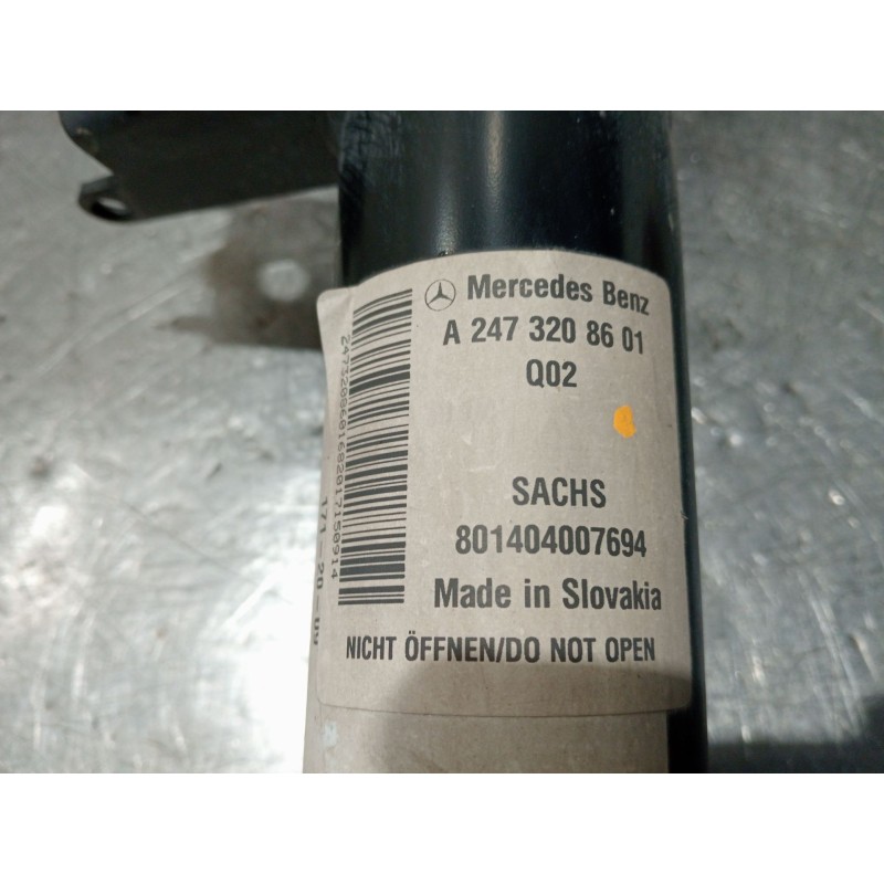 Recambio de amortiguador delantero derecho para mercedes-benz clase gla (bm 247) referencia OEM IAM a2473208601  