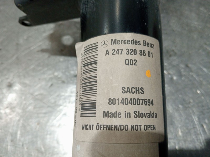 Recambio de amortiguador delantero derecho para mercedes-benz clase gla (bm 247) referencia OEM IAM a2473208601  