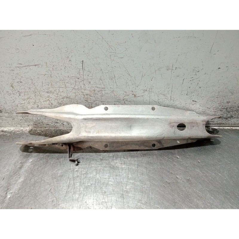 Recambio de brazo suspension inferior trasero derecho para mercedes-benz clase gla (bm 247) referencia OEM IAM A2473523700  