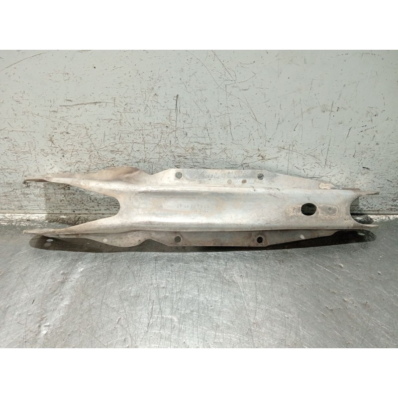 Recambio de brazo suspension inferior trasero izquierdo para mercedes-benz clase gla (bm 247) referencia OEM IAM A2473523700  