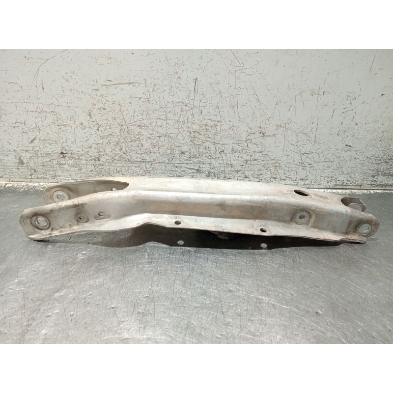 Recambio de brazo suspension inferior trasero izquierdo para mercedes-benz clase gla (bm 247) referencia OEM IAM A2473523700  