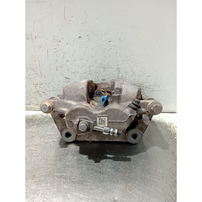 Recambio de pinza freno delantera derecha para mercedes-benz clase gla (bm 247) referencia OEM IAM A1774213400  