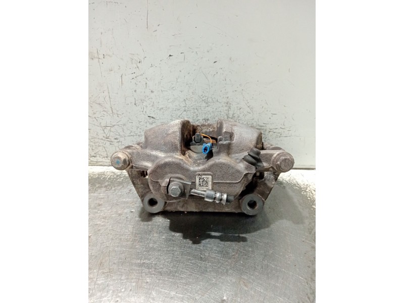 Recambio de pinza freno delantera derecha para mercedes-benz clase gla (bm 247) referencia OEM IAM A1774213400  