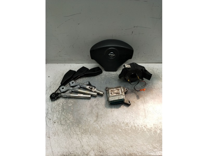 Recambio de kit airbag para opel vivaro furgón/combi (07.2006 =>) referencia OEM IAM 820046920393856086608361600B  