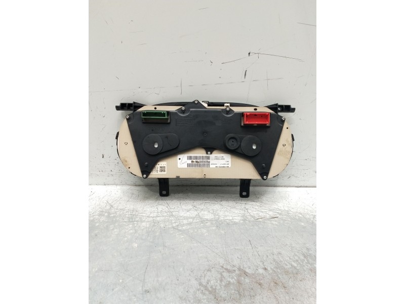 Recambio de cuadro instrumentos para opel vivaro furgón/combi (07.2006 =>) referencia OEM IAM P8200283199281123777281177168  