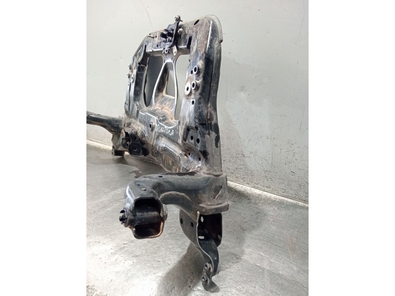 Recambio de puente delantero para mercedes-benz clase gla (bm 247) referencia OEM IAM A1776207101  