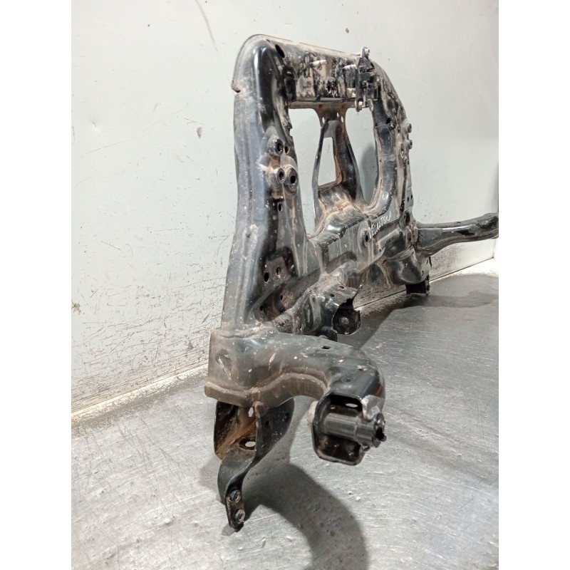 Recambio de puente delantero para mercedes-benz clase gla (bm 247) referencia OEM IAM A1776207101  