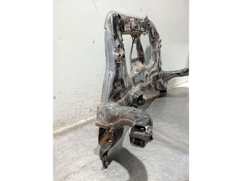 Recambio de puente delantero para mercedes-benz clase gla (bm 247) referencia OEM IAM A1776207101  