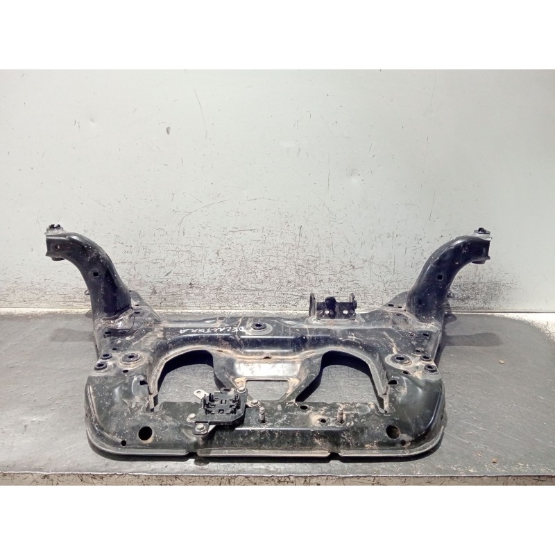 Recambio de puente delantero para mercedes-benz clase gla (bm 247) referencia OEM IAM A1776207101  