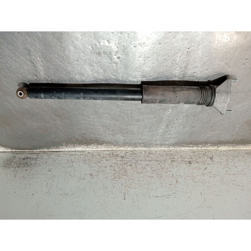 Recambio de amortiguador trasero derecho para mercedes-benz clase gla (bm 247) referencia OEM IAM A2473200204 801404007943 