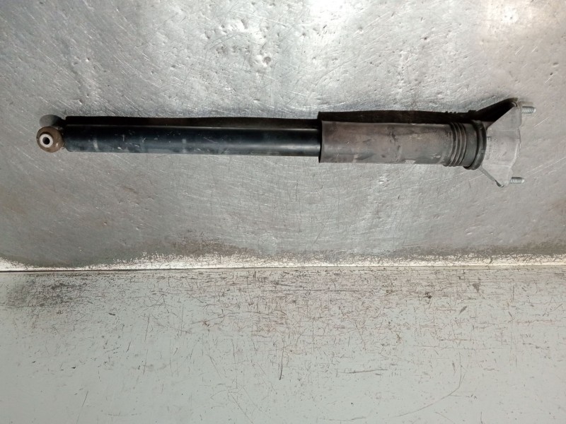 Recambio de amortiguador trasero derecho para mercedes-benz clase gla (bm 247) referencia OEM IAM A2473200204 801404007943 