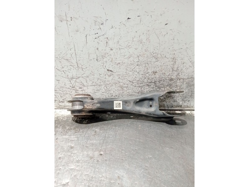 Recambio de brazo suspension inferior trasero derecho para mercedes-benz clase gla (bm 247) referencia OEM IAM A2473501800  