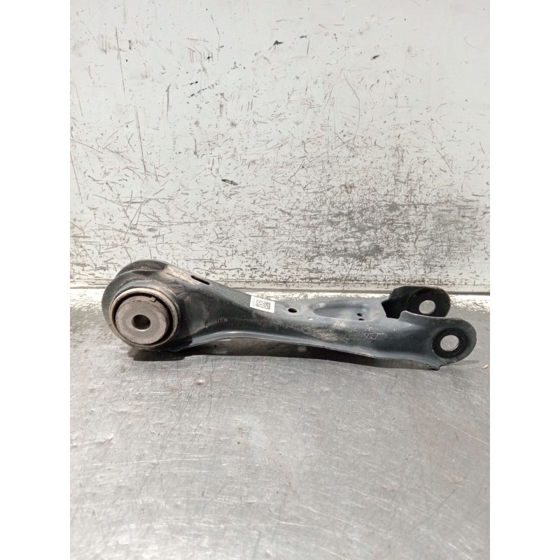 Recambio de brazo suspension inferior trasero derecho para mercedes-benz clase gla (bm 247) referencia OEM IAM A2473501800  