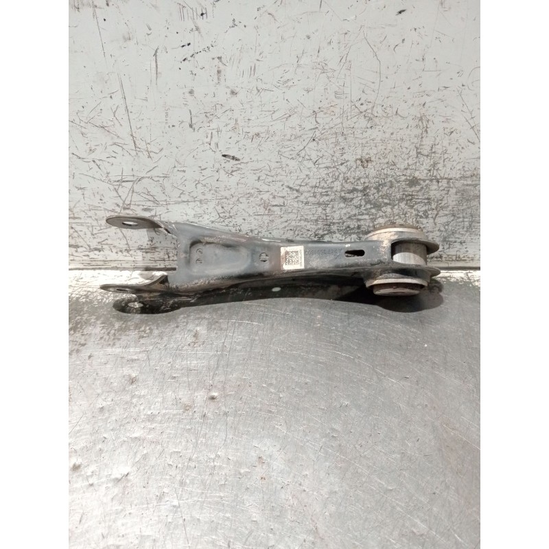 Recambio de brazo suspension inferior trasero izquierdo para mercedes-benz clase gla (bm 247) referencia OEM IAM A2473501800  