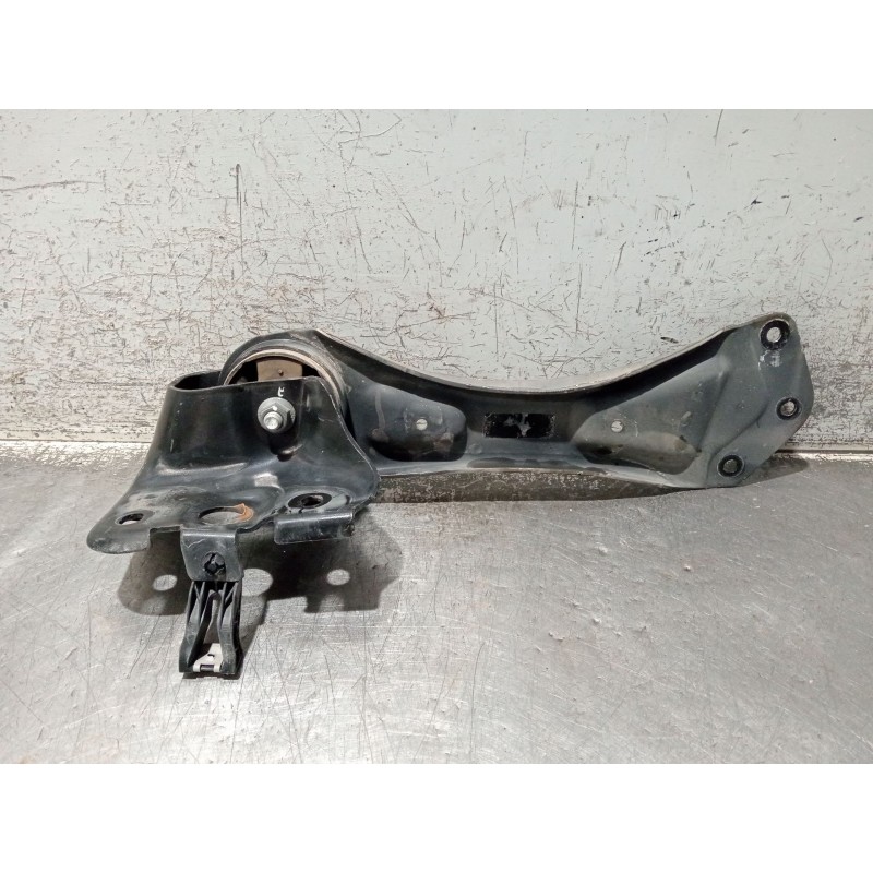 Recambio de brazo suspension inferior trasero derecho para mercedes-benz clase gla (bm 247) referencia OEM IAM A2473520800  