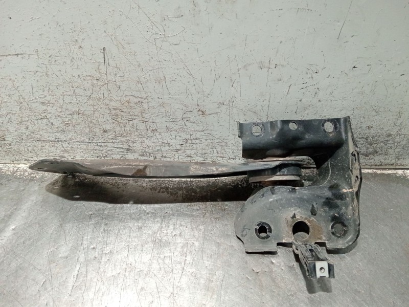 Recambio de brazo suspension inferior trasero derecho para mercedes-benz clase gla (bm 247) referencia OEM IAM A2473520800  