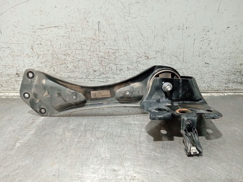 Recambio de brazo suspension inferior trasero izquierdo para mercedes-benz clase gla (bm 247) referencia OEM IAM A2473520700  