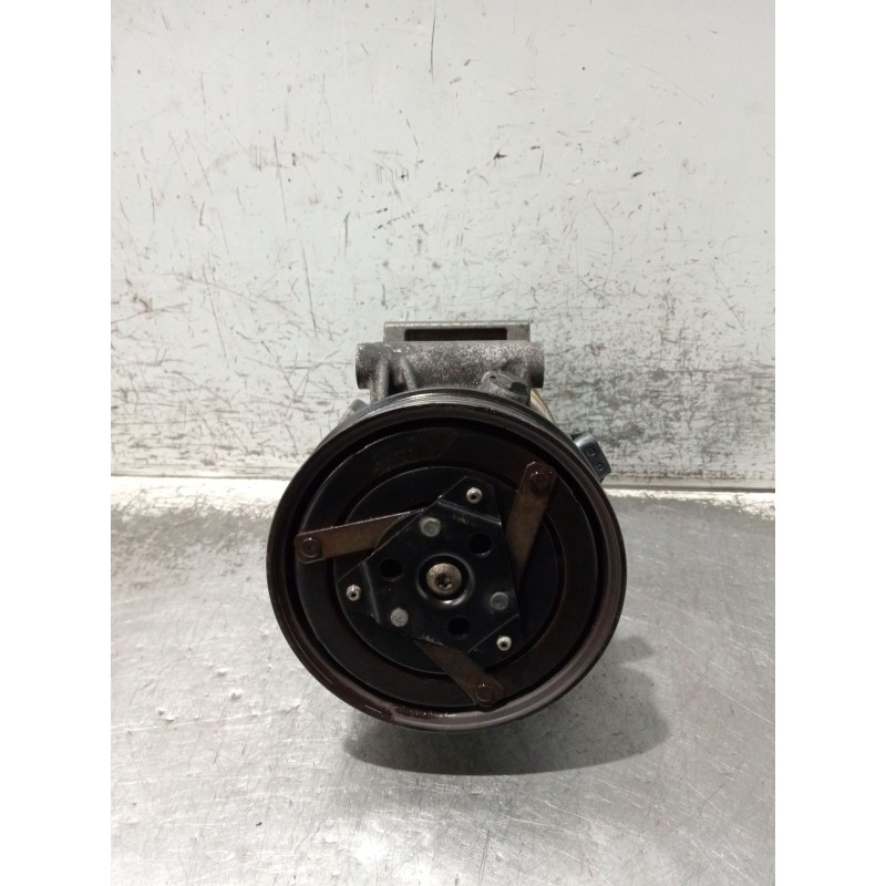 Recambio de compresor aire acondicionado para renault megane ii berlina 5p referencia OEM IAM 8200050141 01139026 