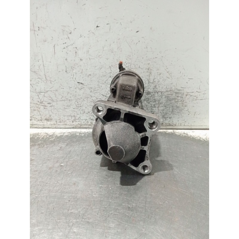Recambio de motor arranque para renault megane ii berlina 5p referencia OEM IAM 8200266777A  