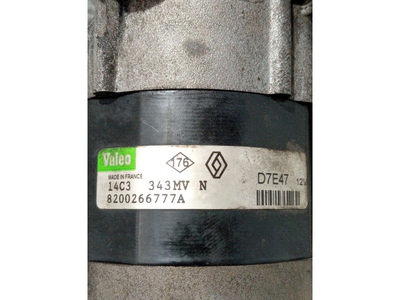 Recambio de motor arranque para renault megane ii berlina 5p referencia OEM IAM 8200266777A  