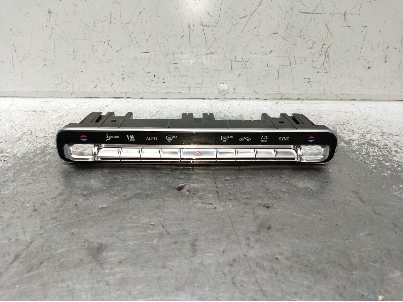 Recambio de mando calefaccion / aire acondicionado para mercedes-benz clase gla (bm 247) referencia OEM IAM A247905670303073Q002
