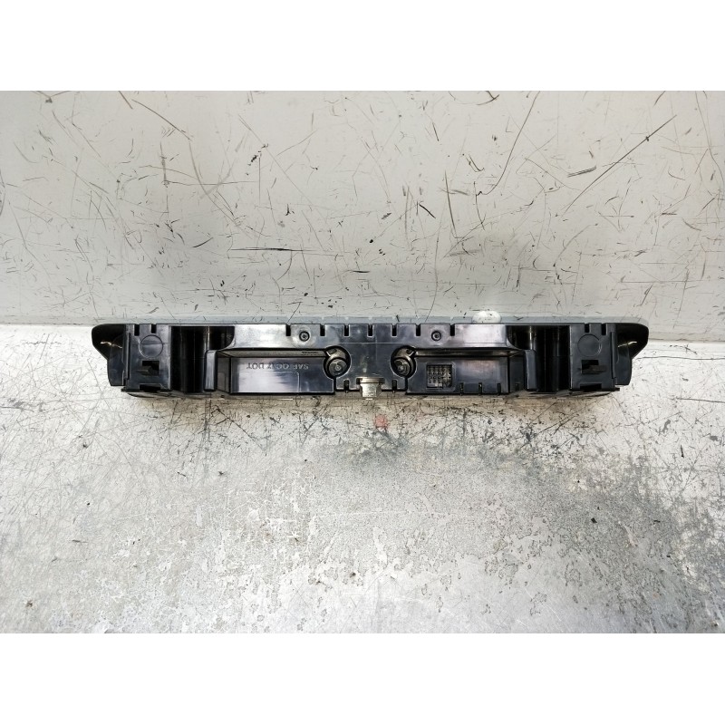 Recambio de mando calefaccion / aire acondicionado para mercedes-benz clase gla (bm 247) referencia OEM IAM A247905670303073Q002
