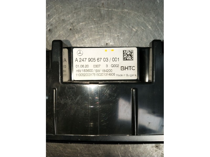 Recambio de mando calefaccion / aire acondicionado para mercedes-benz clase gla (bm 247) referencia OEM IAM A247905670303073Q002