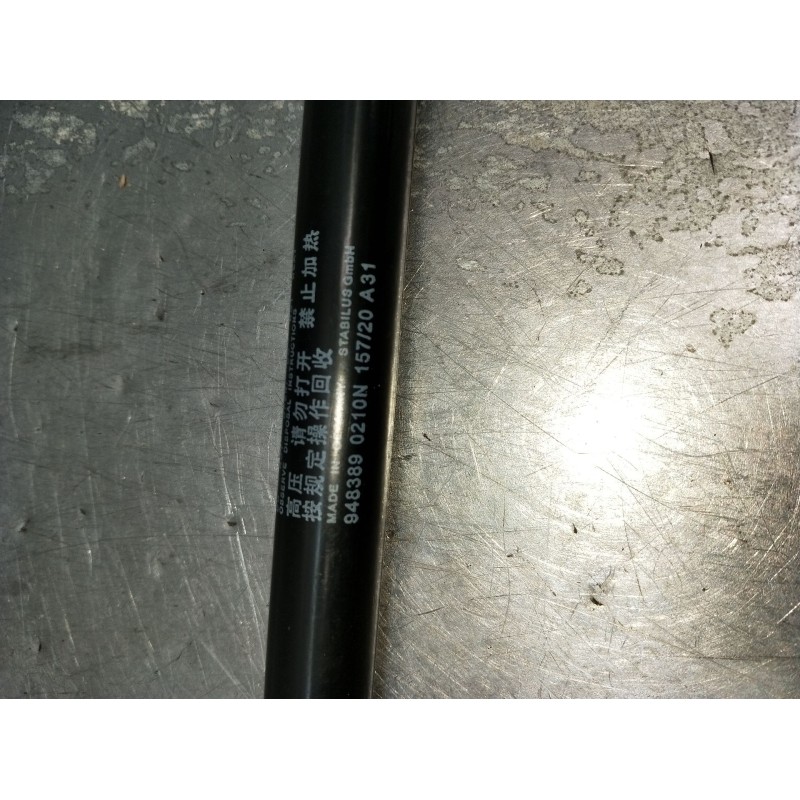 Recambio de amortiguadores capo para mercedes-benz clase gla (bm 247) referencia OEM IAM A247980000019483890210N15720A31  