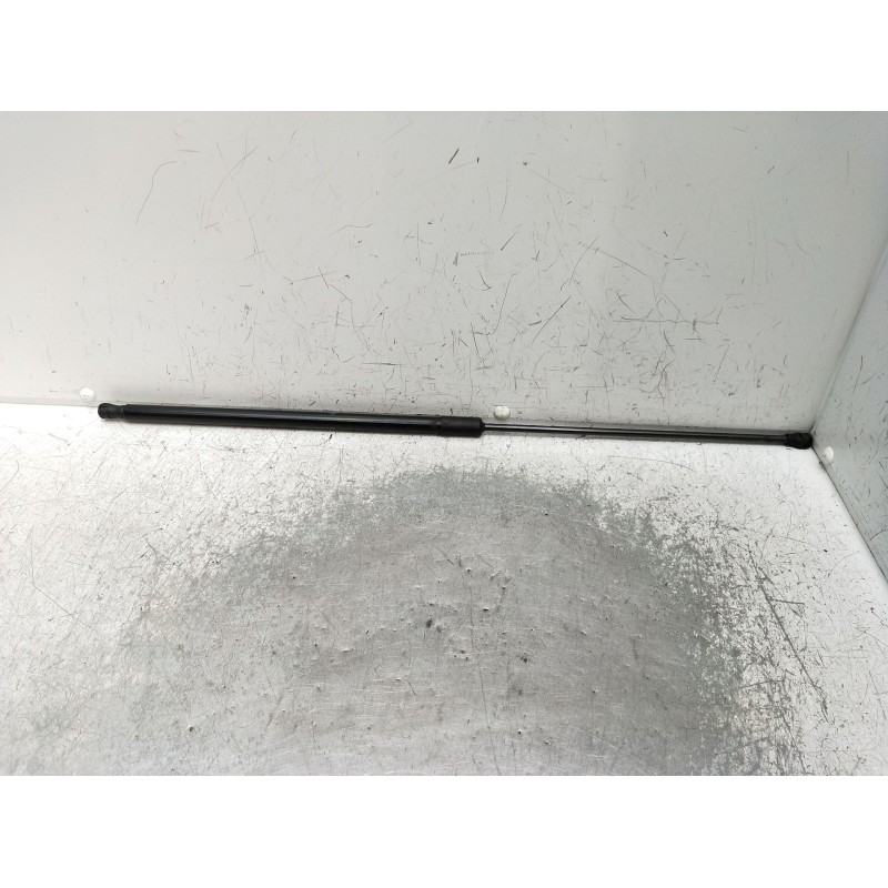 Recambio de amortiguadores capo para mercedes-benz clase gla (bm 247) referencia OEM IAM A247980000019483890210N15720A31  