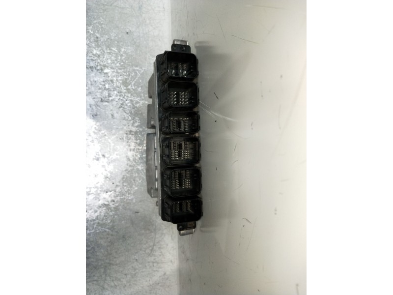 Recambio de centralita motor uce para mercedes-benz clase gla (bm 247) referencia OEM IAM 02810368401039T47259A6549016200A654900