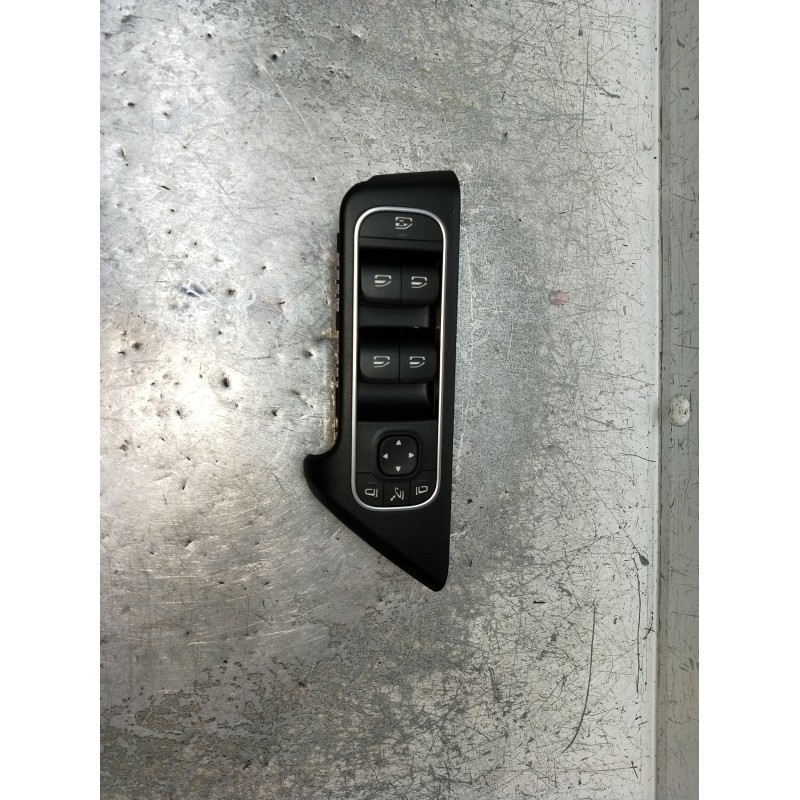 Recambio de mando elevalunas delantero izquierdo para mercedes-benz clase gla (bm 247) referencia OEM IAM A167905980312024291640
