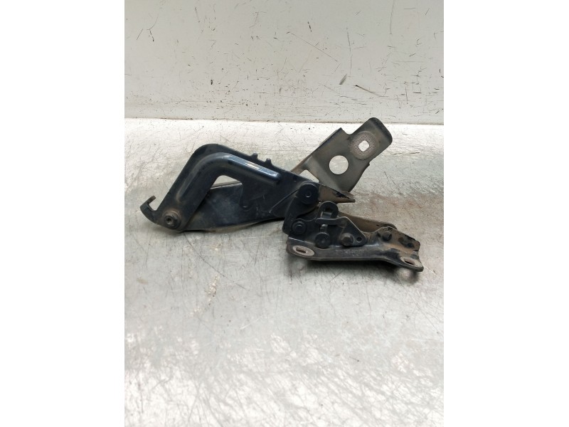 Recambio de airbag delantero derecho para mercedes-benz clase gla (bm 247) referencia OEM IAM a2478807001 Bisagra capo 