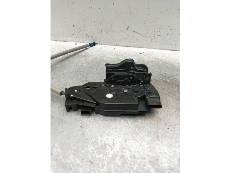 Recambio de motor cierre centralizado delantero derecho para mercedes-benz clase gla (bm 247) referencia OEM IAM a0997202402a177