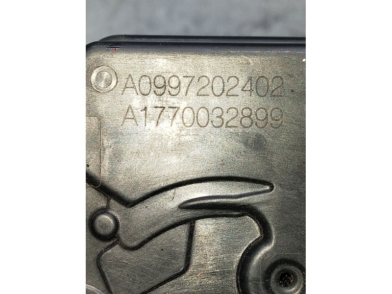 Recambio de motor cierre centralizado delantero derecho para mercedes-benz clase gla (bm 247) referencia OEM IAM a0997202402a177