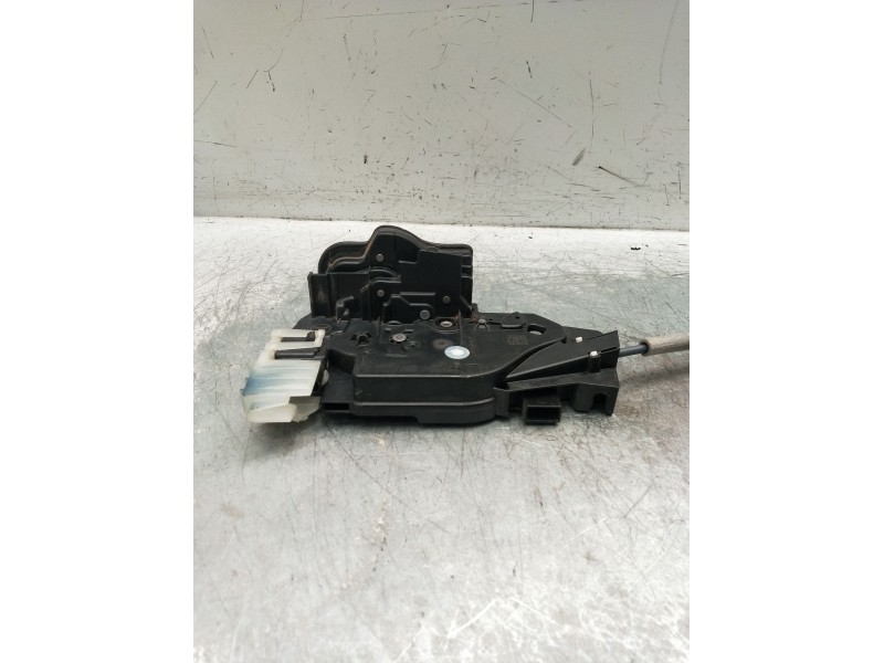 Recambio de motor cierre centralizado delantero izquierdo para mercedes-benz clase gla (bm 247) referencia OEM IAM a0997202302a1