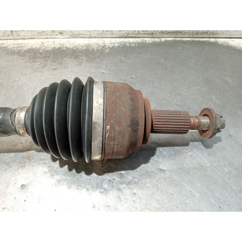 Recambio de transmision delantera derecha para renault laguna grandtour iii 2.0 dci referencia OEM IAM 8200618168  