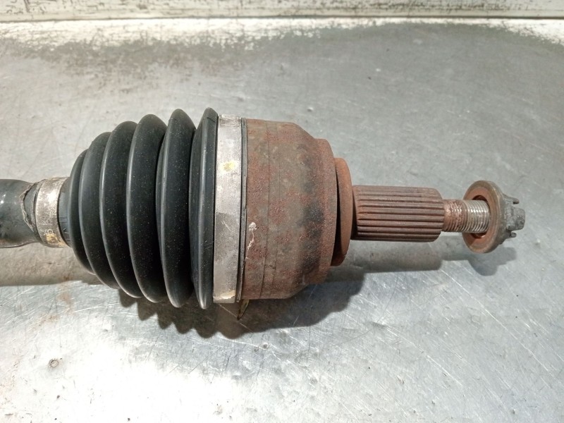 Recambio de transmision delantera derecha para renault laguna grandtour iii 2.0 dci referencia OEM IAM 8200618168  