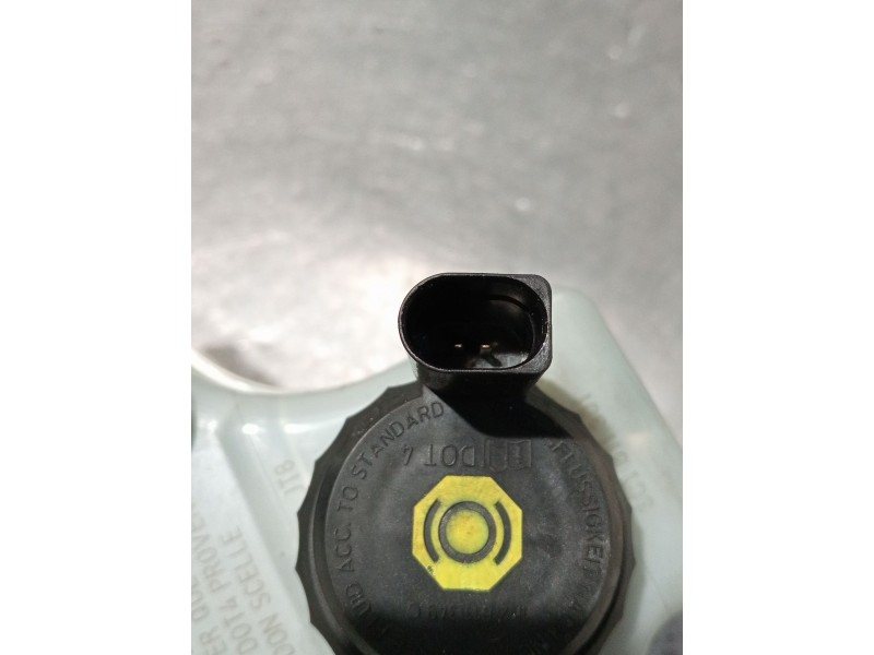 Recambio de bomba freno para volkswagen passat cc (357) 2.0 tdi referencia OEM IAM 3C611301 03350886771 