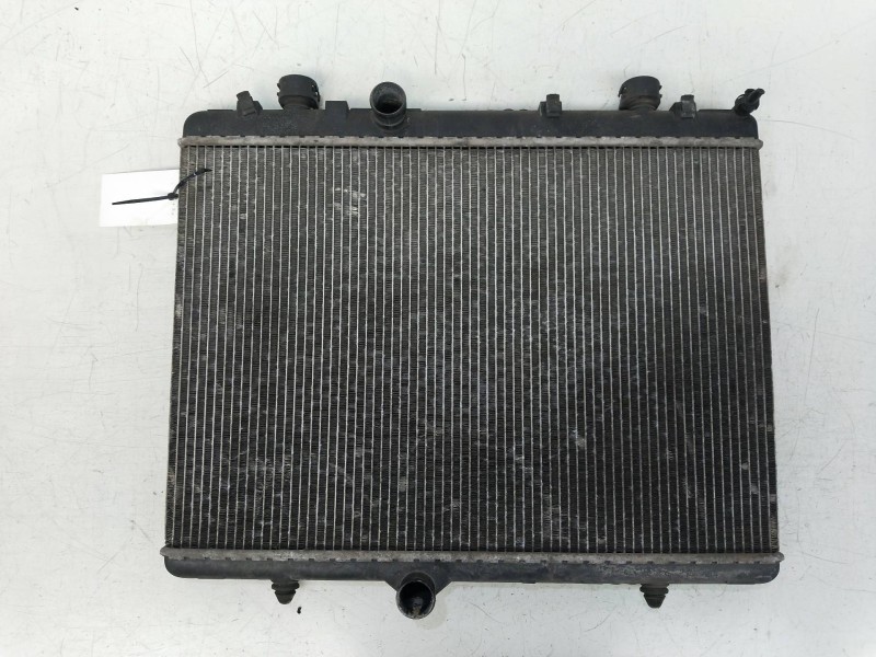 Recambio de radiador agua para peugeot 407 st confort pack referencia OEM IAM 1330Q9  