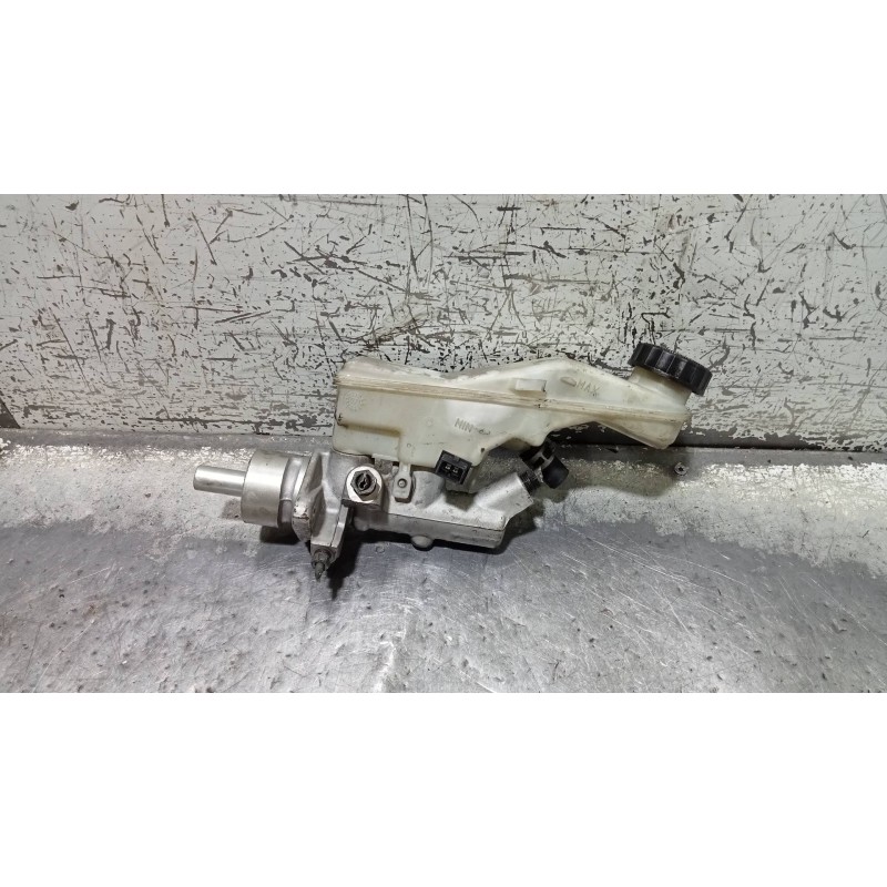 Recambio de bomba freno para toyota corolla verso (r1) 2,2 d-4d sport referencia OEM IAM 25113479  