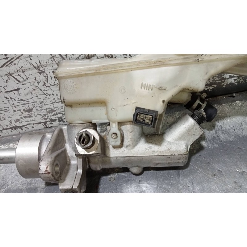 Recambio de bomba freno para toyota corolla verso (r1) 2,2 d-4d sport referencia OEM IAM 25113479  