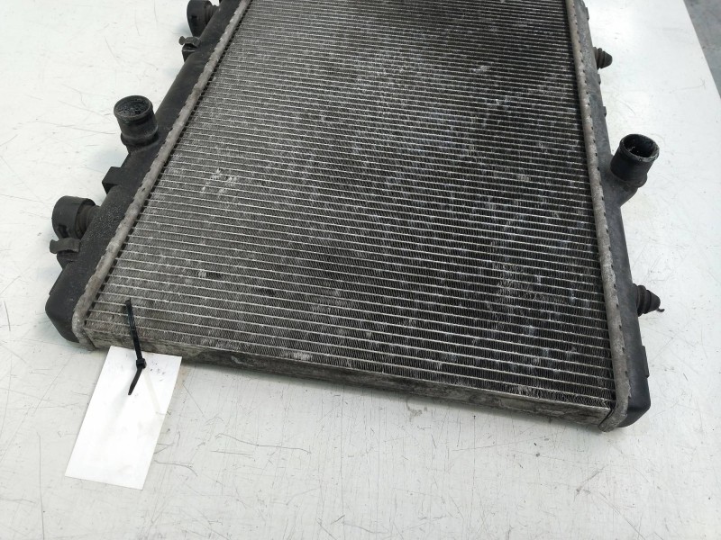 Recambio de radiador agua para peugeot 407 st confort pack referencia OEM IAM 1330Q9  